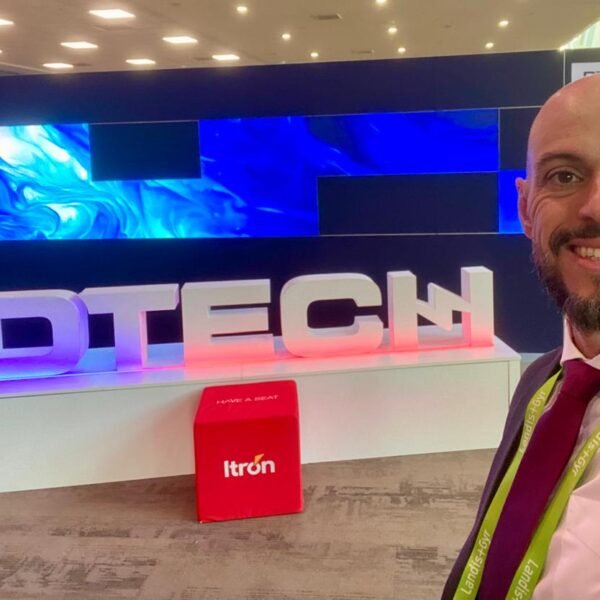 Segundo dia na DISTRIBUTECH 2026: demonstrações ao vivo e conversas técnicas no Estande 6208