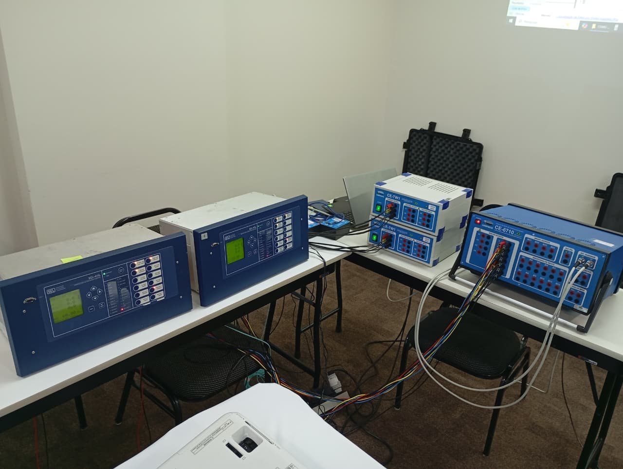 Treinamento da CONPROVE para a CEMIG GT aborda ensaios em relés com tecnologia de Ondas Viajantes 3 WhatsApp Image 2026 07 09 at 10.05.31 2