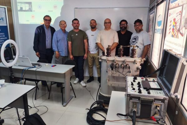 Curso de Ensaios de Comissionamento e Manutenção Preventiva de Transformadores e Reatores de Potência é concluído com sucesso 1 Curso de Ensaios de Comissionamento e Manutenção Preventiva de Transformadores e Reatores de Potência é concluído com sucesso